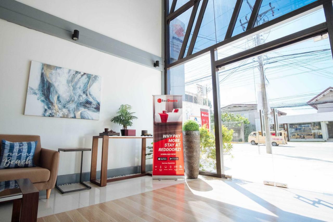 RedDoorz Plus @ AS Fortuna Cebu Stadt Exterior foto
